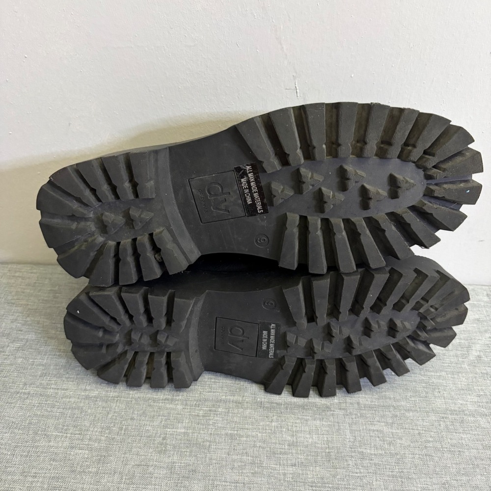DV Dolce Vita Loafers Women 9 Black Larazzo Chunky Lug Sole Chain Detail - Picture 6 of 12